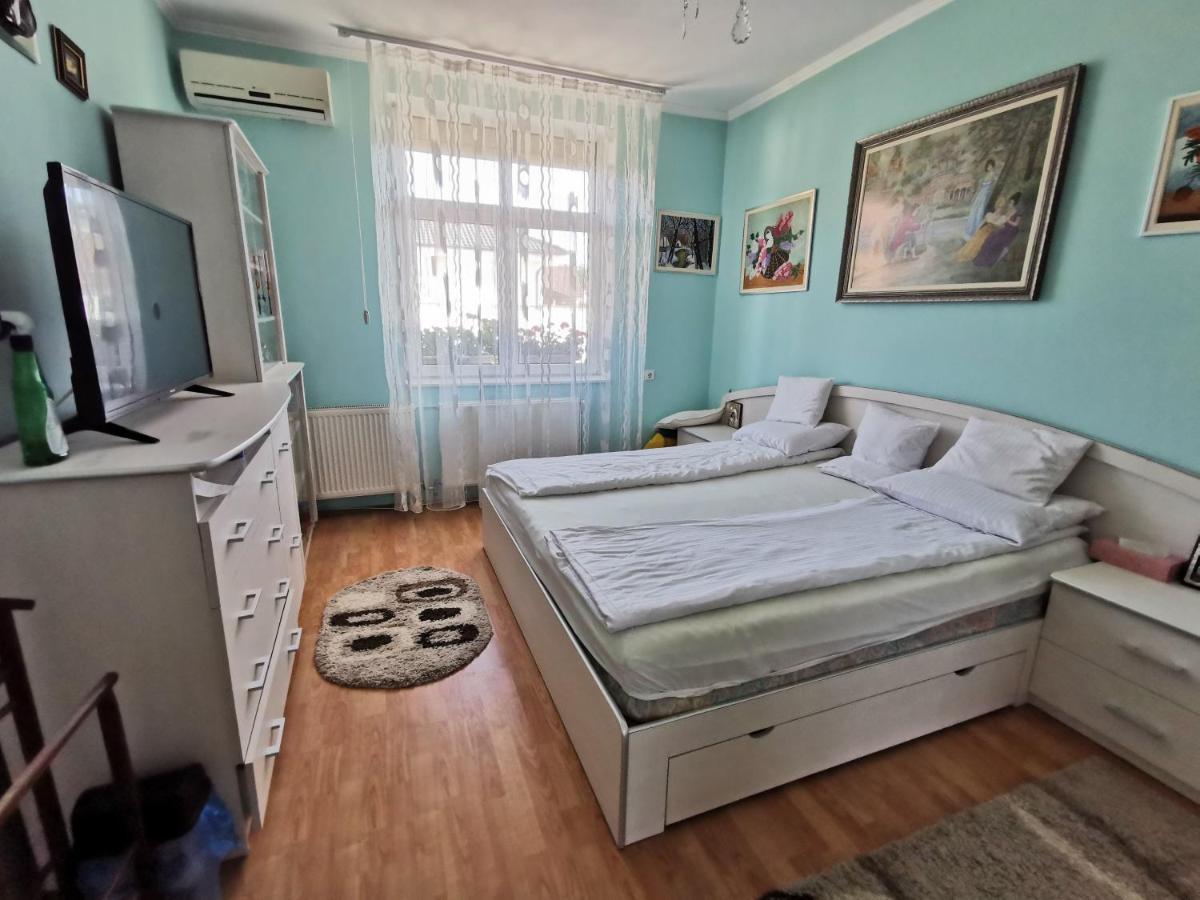 Vila Angela Felix Hotel Sinmartin  Luaran gambar